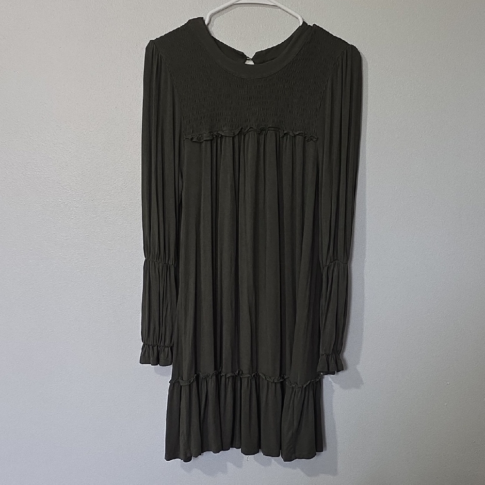 Elegant Green Long-Sleeve Stretchy Dress